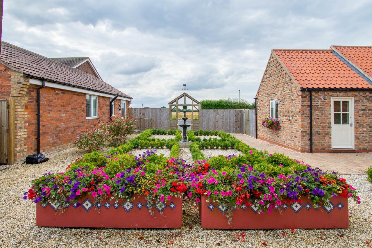 Meals Farm - Courtyard Room North Somercotes Экстерьер фото